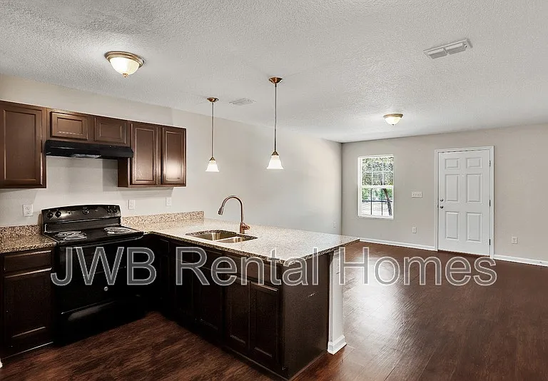 8421 McGirts Village Ln — Photo 4