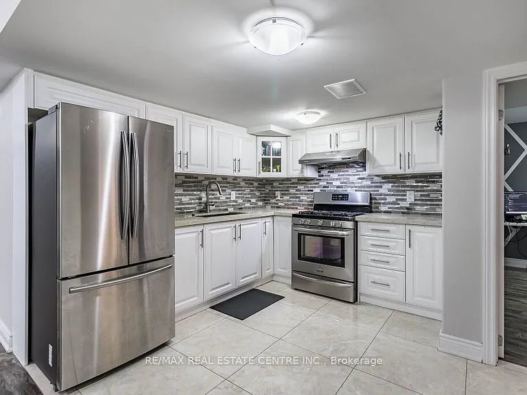 20 Laurentide Cres #BASEMENT — Photo 5