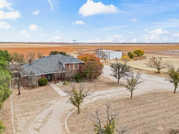 454 County Road 105, Seminole, TX 79360