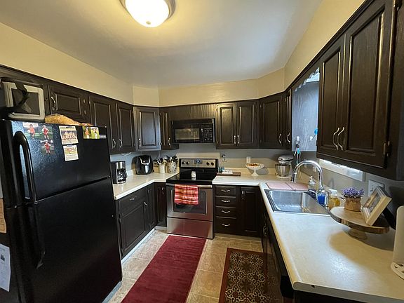 2nd image of 127 N Grant Ave #3
