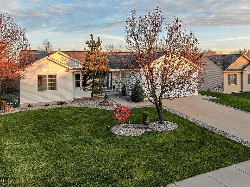 1st image of 7058 Shady Knoll Dr SE