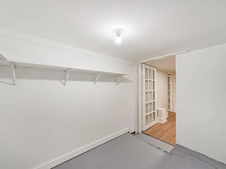 216 Redan St #6 — Photo 6