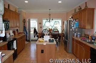 3rd image of 44 Forge Valley Dr