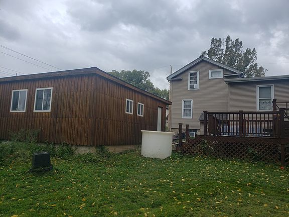 3rd image of 815 N Washington Ave