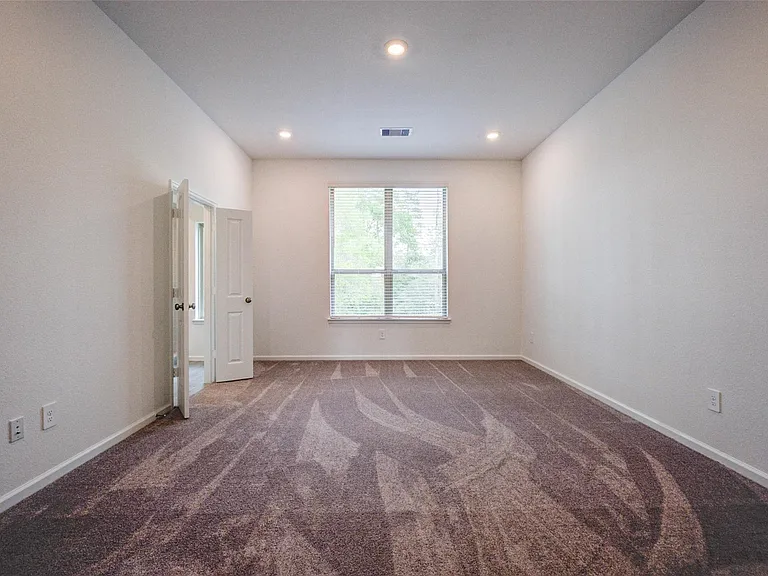 609 Royal Arch Dr — Photo 28