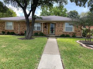 6724 Corona Dr, North Richland Hills, TX 76180