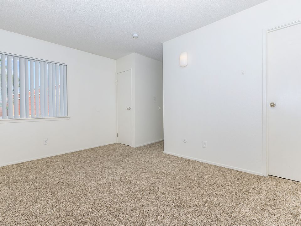 3 Bedroom, 1.5 bath bedroom