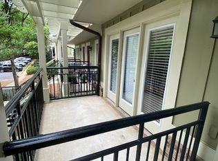 660 Barnett Shoals Rd APT 122, Athens, GA 30606