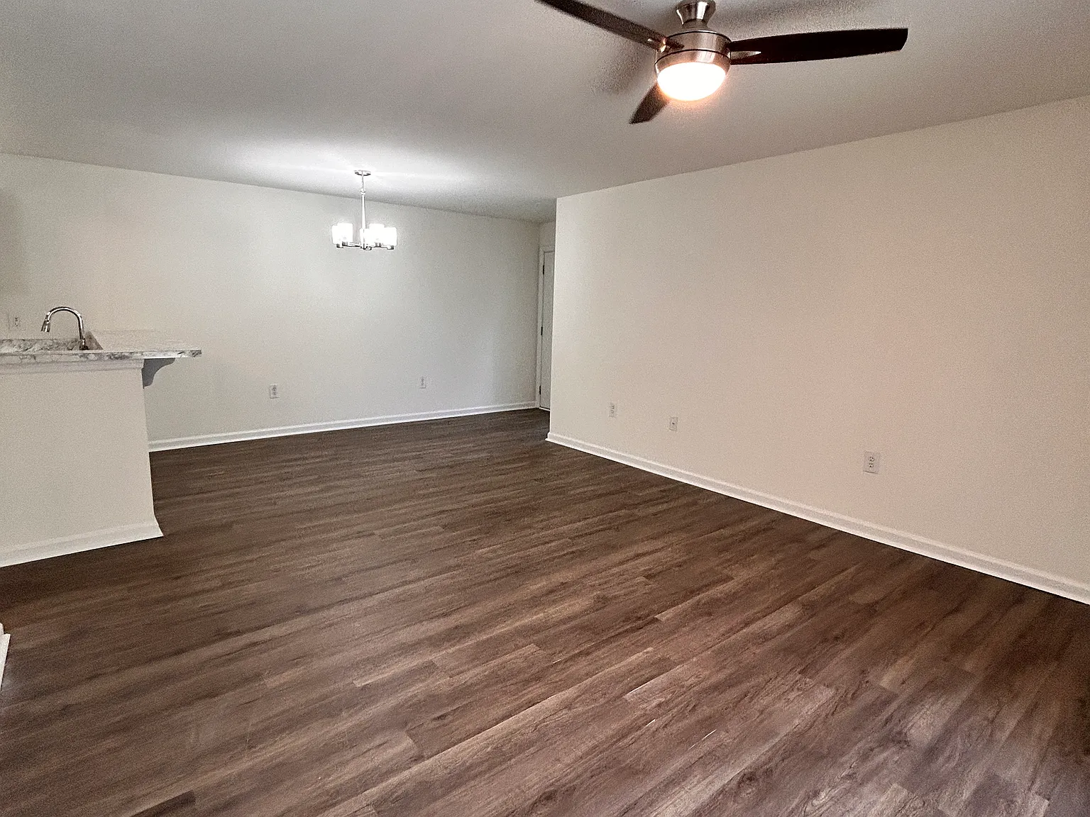 1 bed, 790 sqft, $1,370 — Photo 4