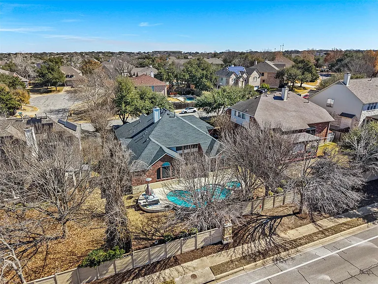 2112 Bandera Path — Photo 34