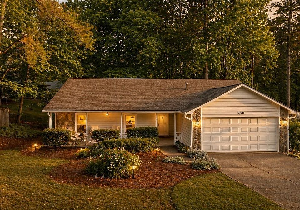 1st image of 240 Kristie Ln