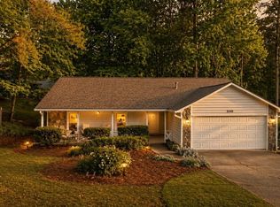 240 Kristie Ln, Roswell, GA 30076