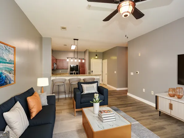 870 Mayson Turner Rd NW Unit 1126, Atlanta, GA 30314