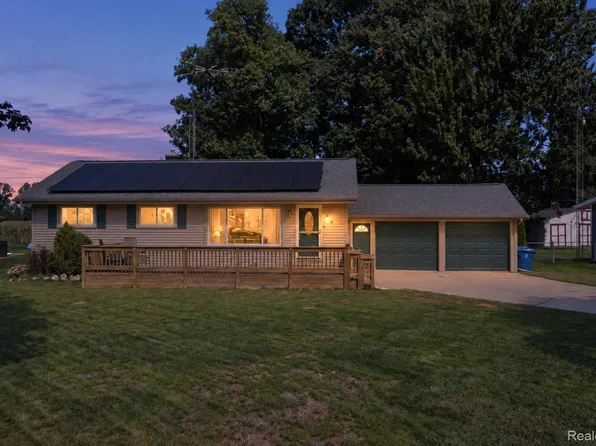 618 Maxine Dr, Davison, MI 48423