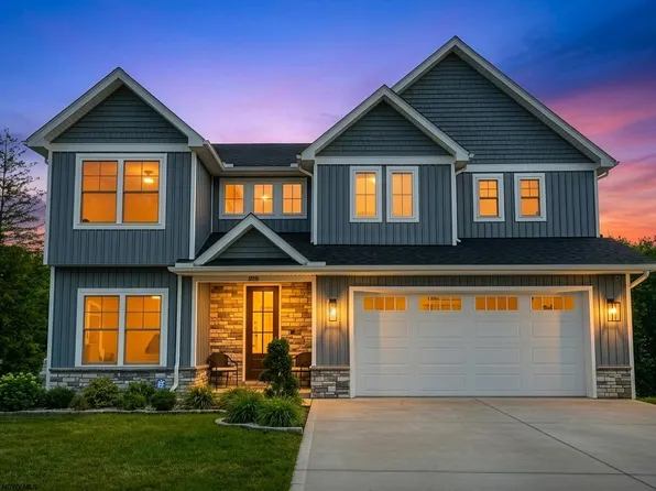206 Farm Brook Ln, Morgantown, WV 26505