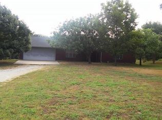 2225 Tarver Rd, Burleson, TX 76028