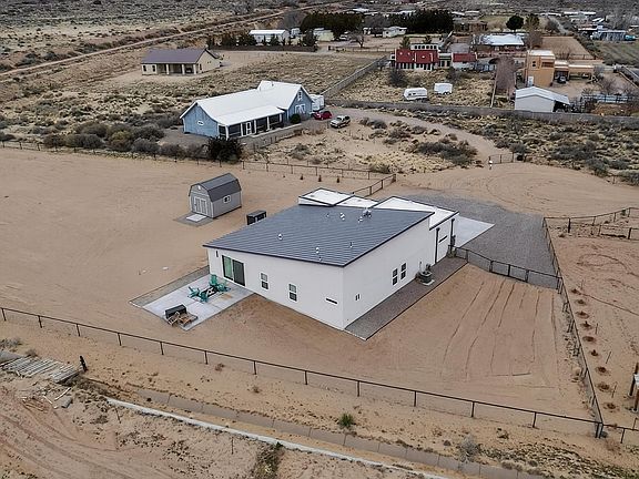4th image of 8 Mesa Del Norte