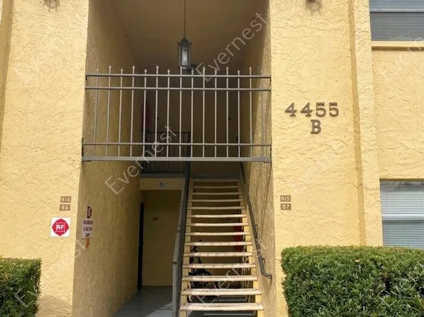 4455 38th Ter N, Saint Petersburg, FL