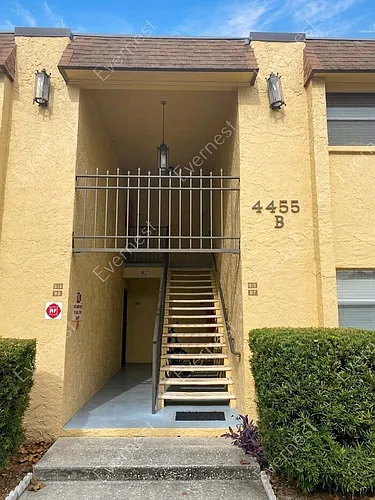 4455 38th Ter N #B15 Photo 1