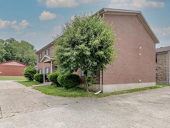 3rd image of 8508 Standing Oak Dr