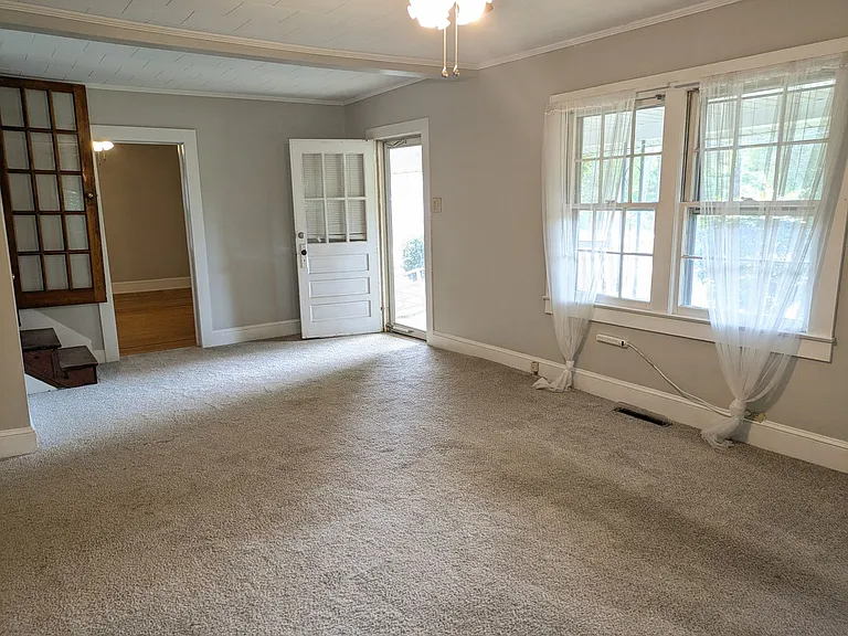 134 Langtree Rd — Photo 4