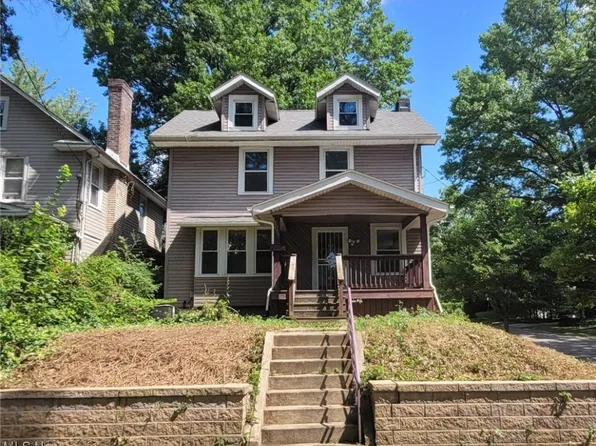 1057 Bloomfield Ave, Akron, OH 44302