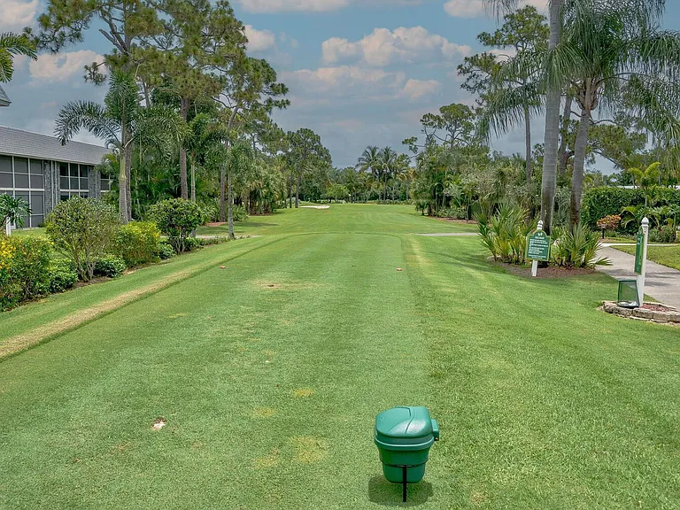 18081 SE Country Club Dr #26-256 — Photo 27