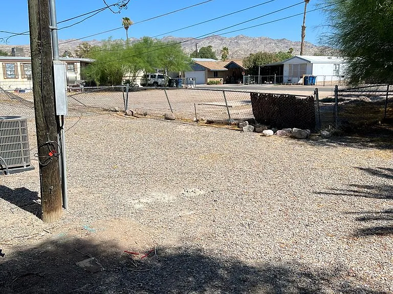 2080 Sweetwater Dr — Photo 5