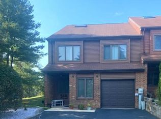 5441 Pinehurst Dr, Wilmington, DE