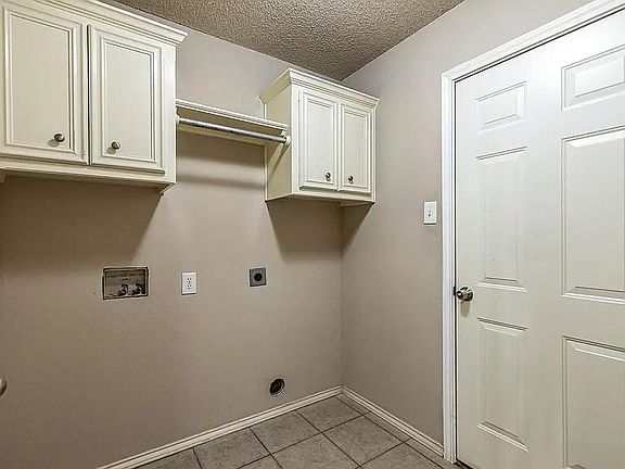 4th image of 6903 8th St