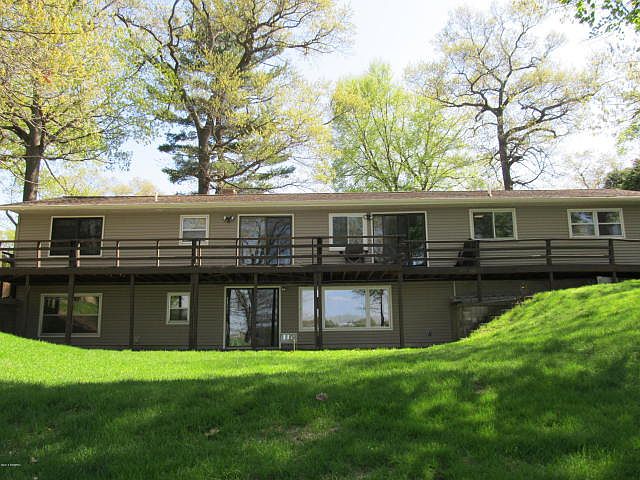 2nd image of 3852 Highgate Rd
