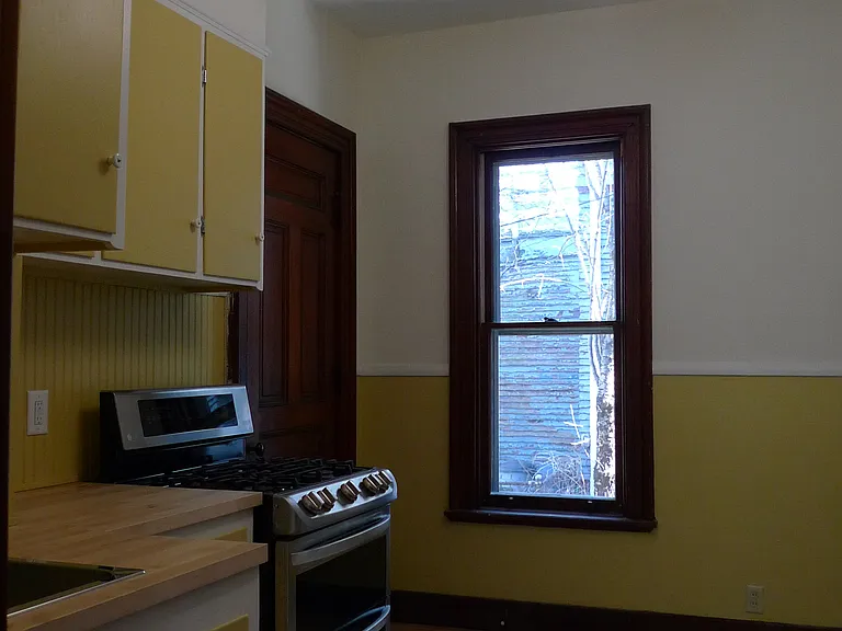 297 Lexington Ave #1 — Photo 12