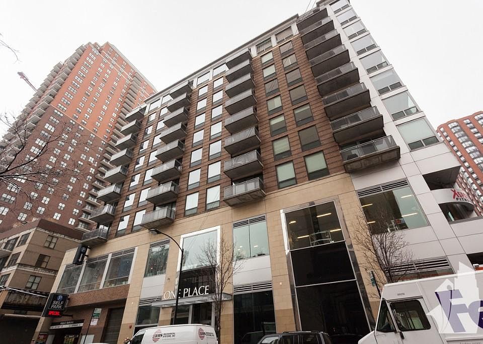 1st image of 1 E 8th St #5050