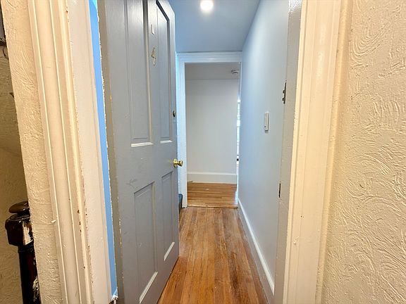 2nd image of 44 Melrose St #4