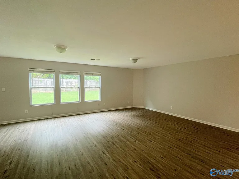 30003 Westfield Dr — Photo 7