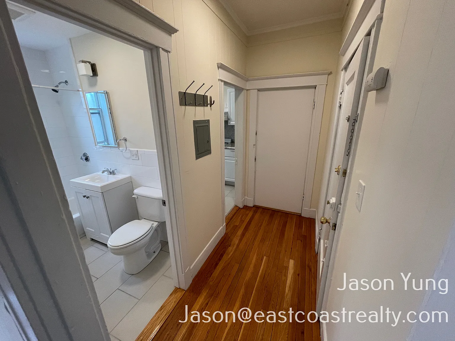 Studio, 450 sqft, $2,295 — Photo 2