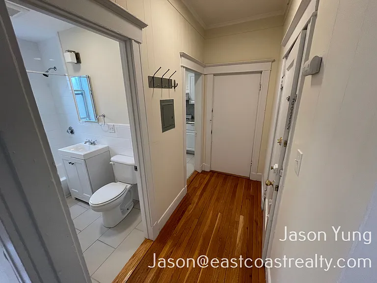 93 Kilmarnock St #14 — Photo 2