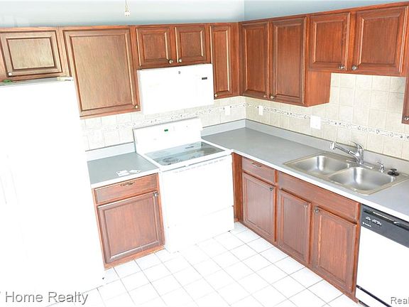 4th image of 41784 Primrose Dr #1