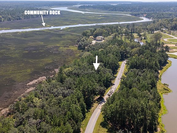 3rd image of 246 Somerset Drive