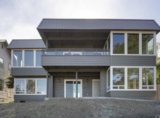 1716 Pineridge Dr, Cambria, CA 93428