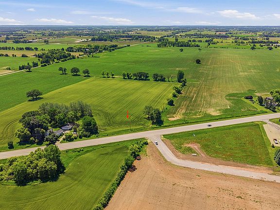 5th image of 44 State Rd