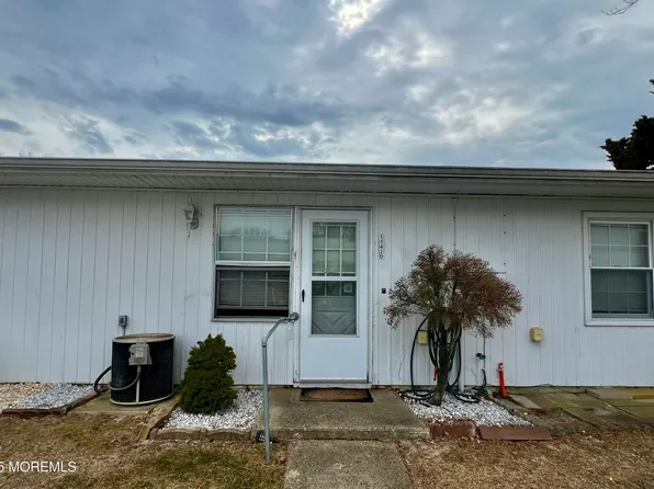 1142 Argyll Circle #B, Lakewood, NJ 08701