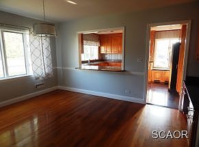 5th image of 703 Lincoln Ave