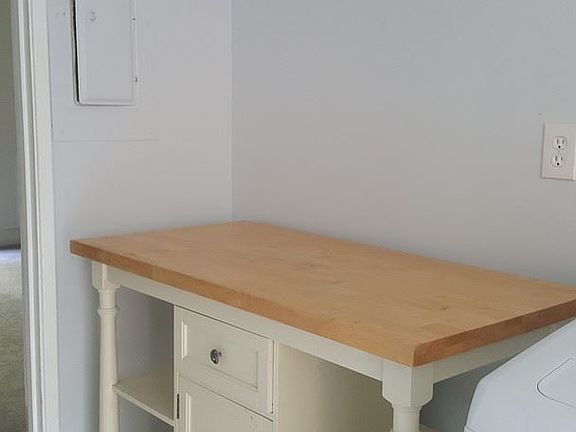 5th image of 2393 Southgate Sq