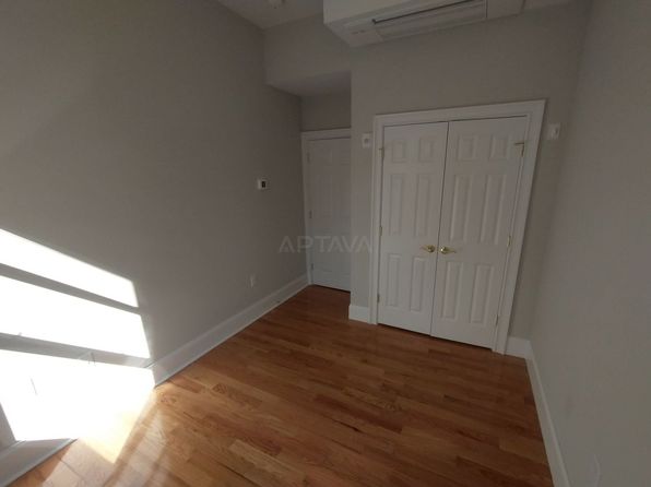 30 Fremont St #3