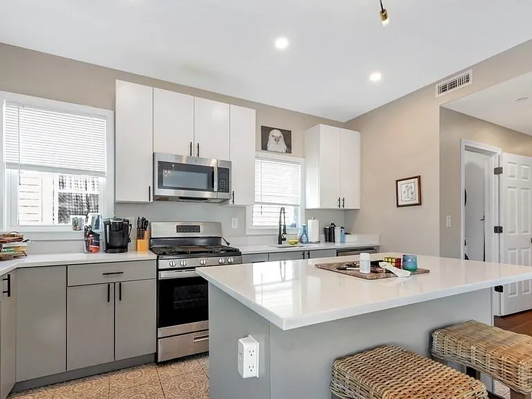 777 Columbia Rd #1 — Photo 4