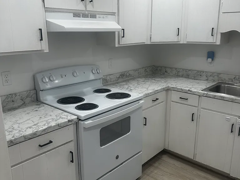 1545 Mohawk Ct NW #3 — Photo 8