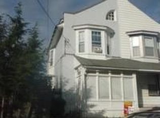 1205 Carbon St, Reading, PA 19601