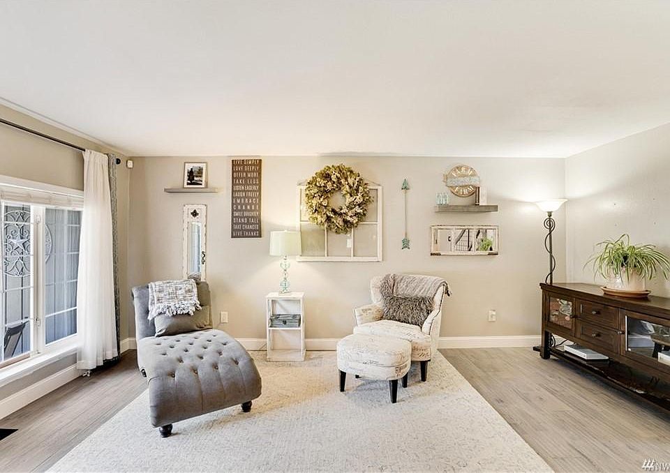 1st image of 2811 SE Forest Villa Ct