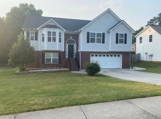 862 Martin Forest Ct, Lawrenceville, GA 30045